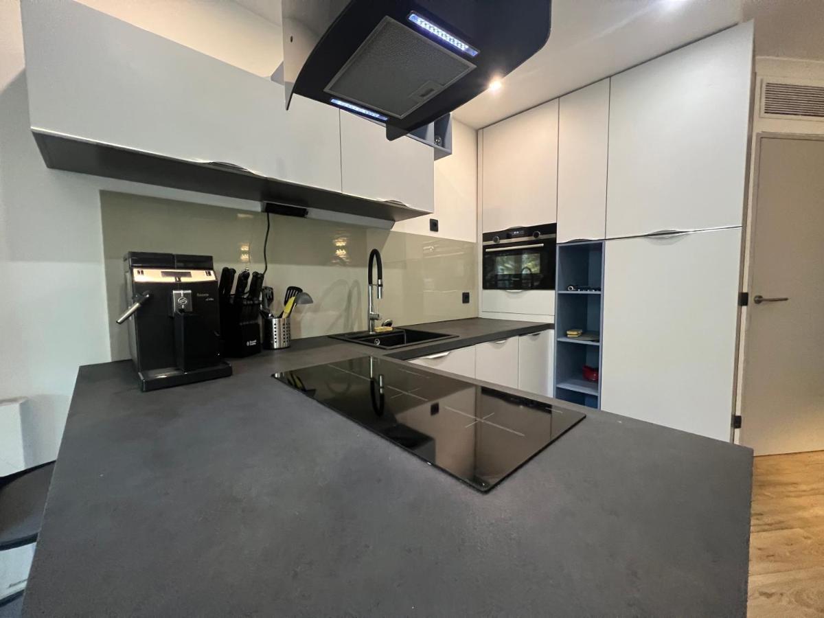 Appartement T2 / La Defense Courbevoie Exteriör bild